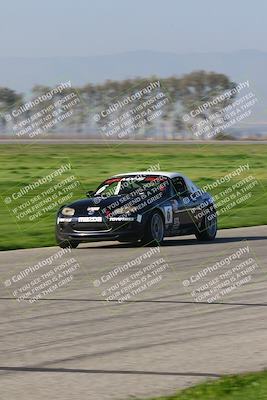 media/Feb-25-2024-CalClub SCCA (Sun) [[3c767ec4f8]]/Group 1/Race (Start Finish)/